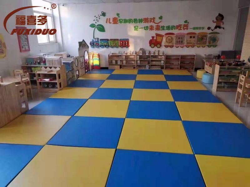 幼儿园教室软包地垫